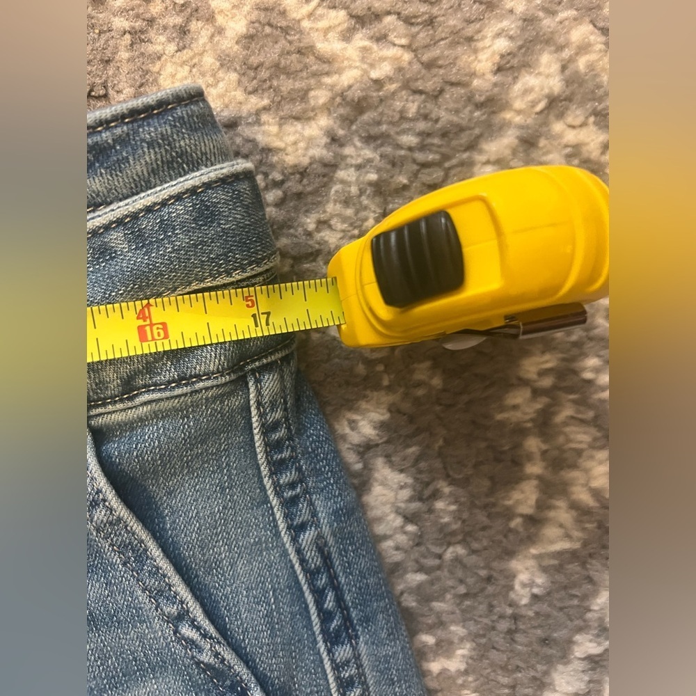 White House Black Market Faded Blue Wide-high rise jeans size 12 (A203) - Picture 8 of 14